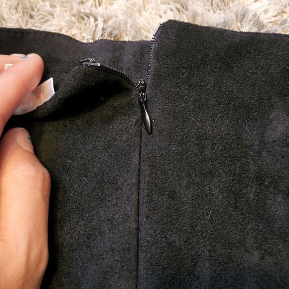 Luxxel Lace Up Front Mini Skirt w/Pockets - Picture 3 of 8